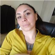 Clases Yoga Infantil. Incluye Evaluación para la propuesta de Asanas más apropiadas para cada persona. Ejecución de la clase con ejercicios de respiración y Evaluación de la misma. La clase tiene una duración de una hora y media, en menores, se requiere l